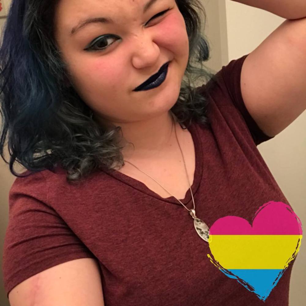 Meet your Posher, Alyson